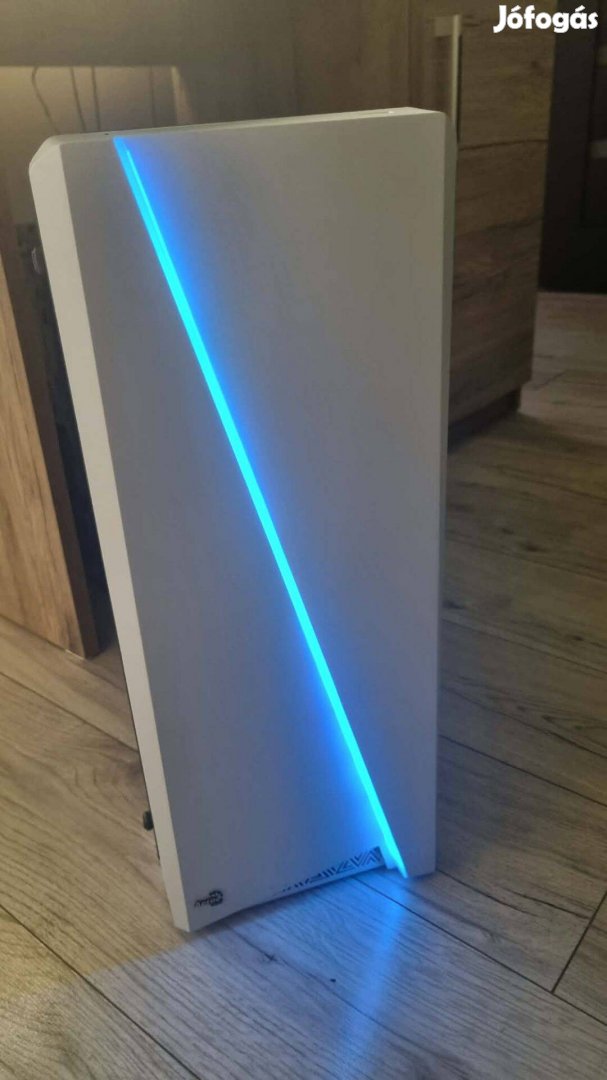 Asztali PC eladó Ryzen 7 2700X proci