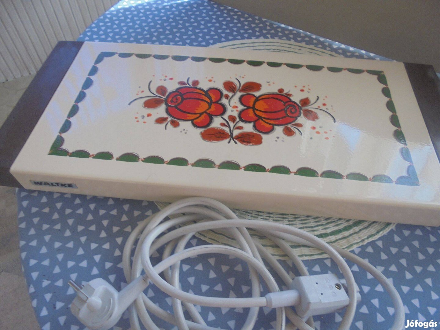 Asztali étel melegentartó