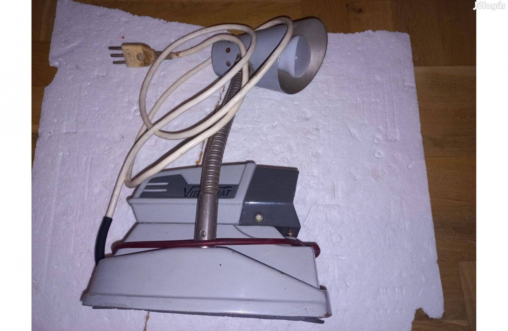 Asztali gép lámpa