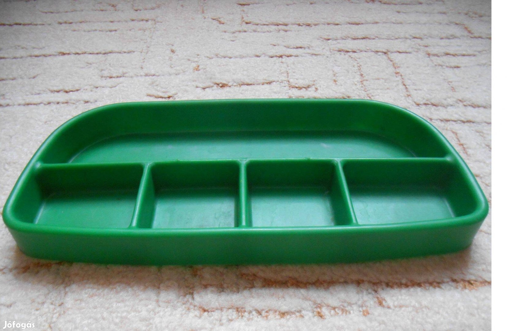 Asztali írószertartó, műanyagból