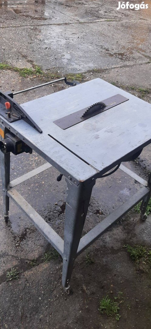 Asztali körfúrész