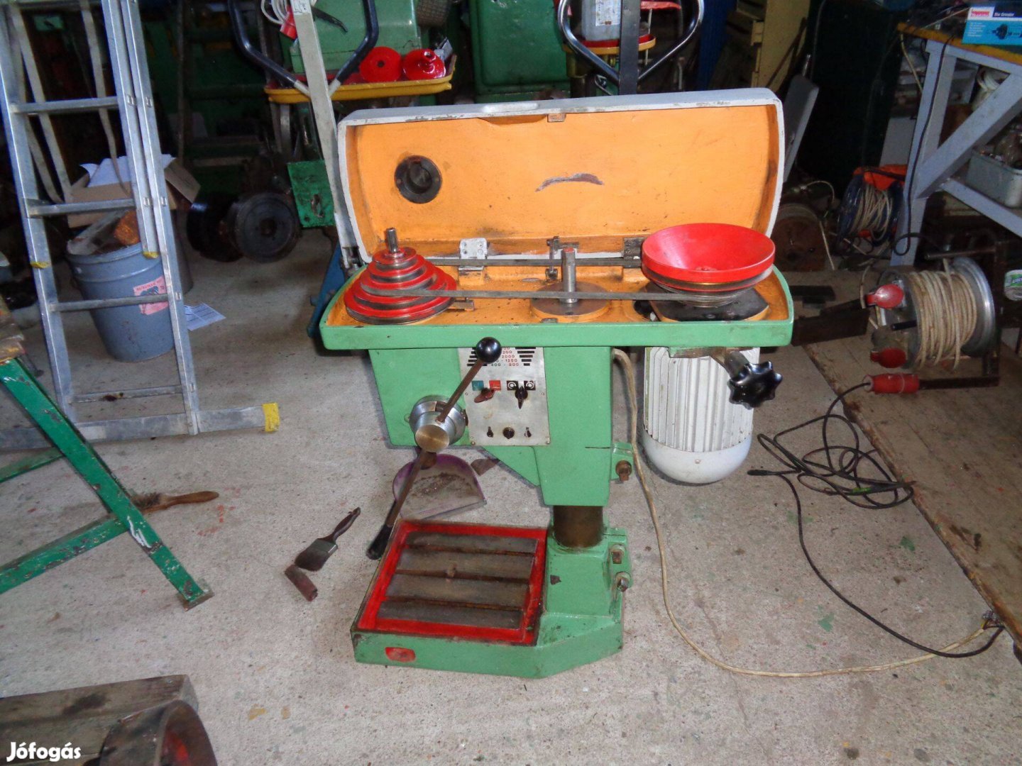 Asztali oszlopos fúrógép állványos fúró mk2-es hüvellyel