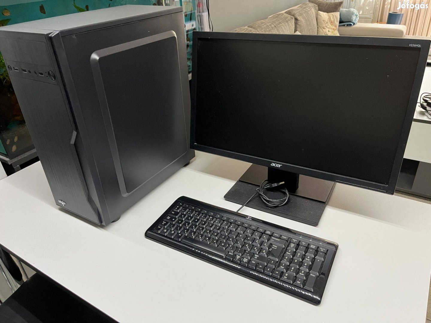 Asztali számítógép ( I5 proci, 1 TB, 16 GB Ram), 8 hónapos