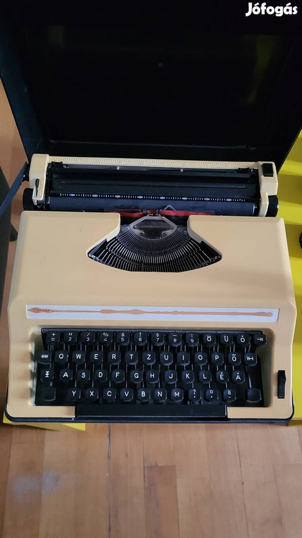 Asztali táska írógép