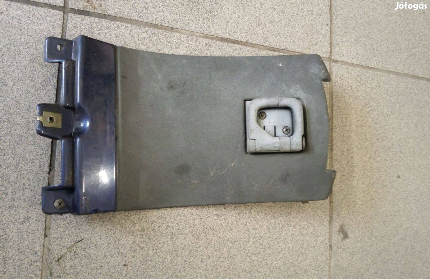 Atala Byte ülés alatti idom