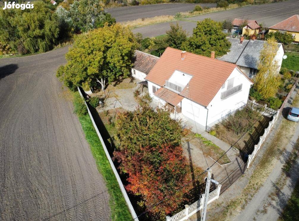 Átányi 145 nm-es ház eladó #5069149