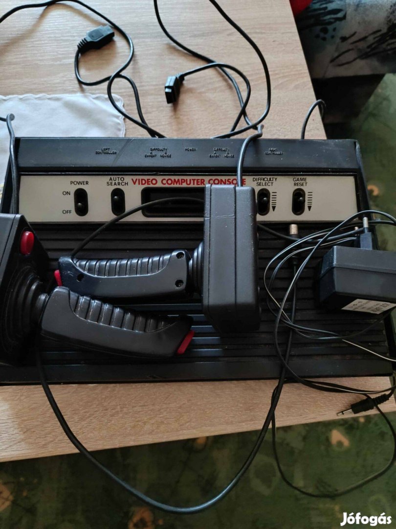 Atari 2600 jellegű konzol