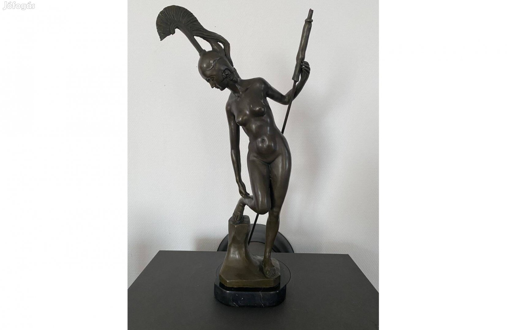 Athena istennő szignált bronz art deco szobor