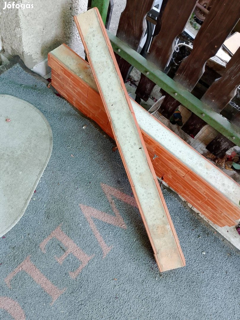 Áthidaló négy darab eladó