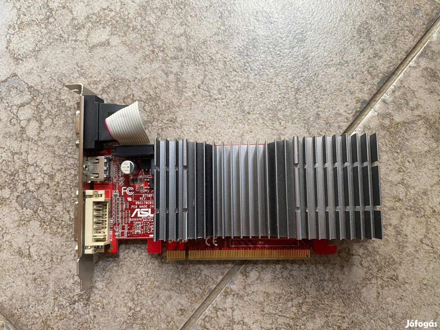 Ati radeon 4350 vga passzív hűtéssel