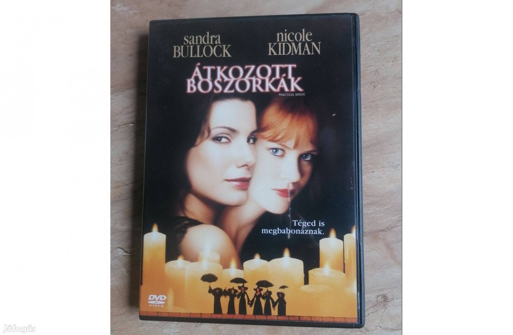 Átkozott boszorkák DVD eladó!