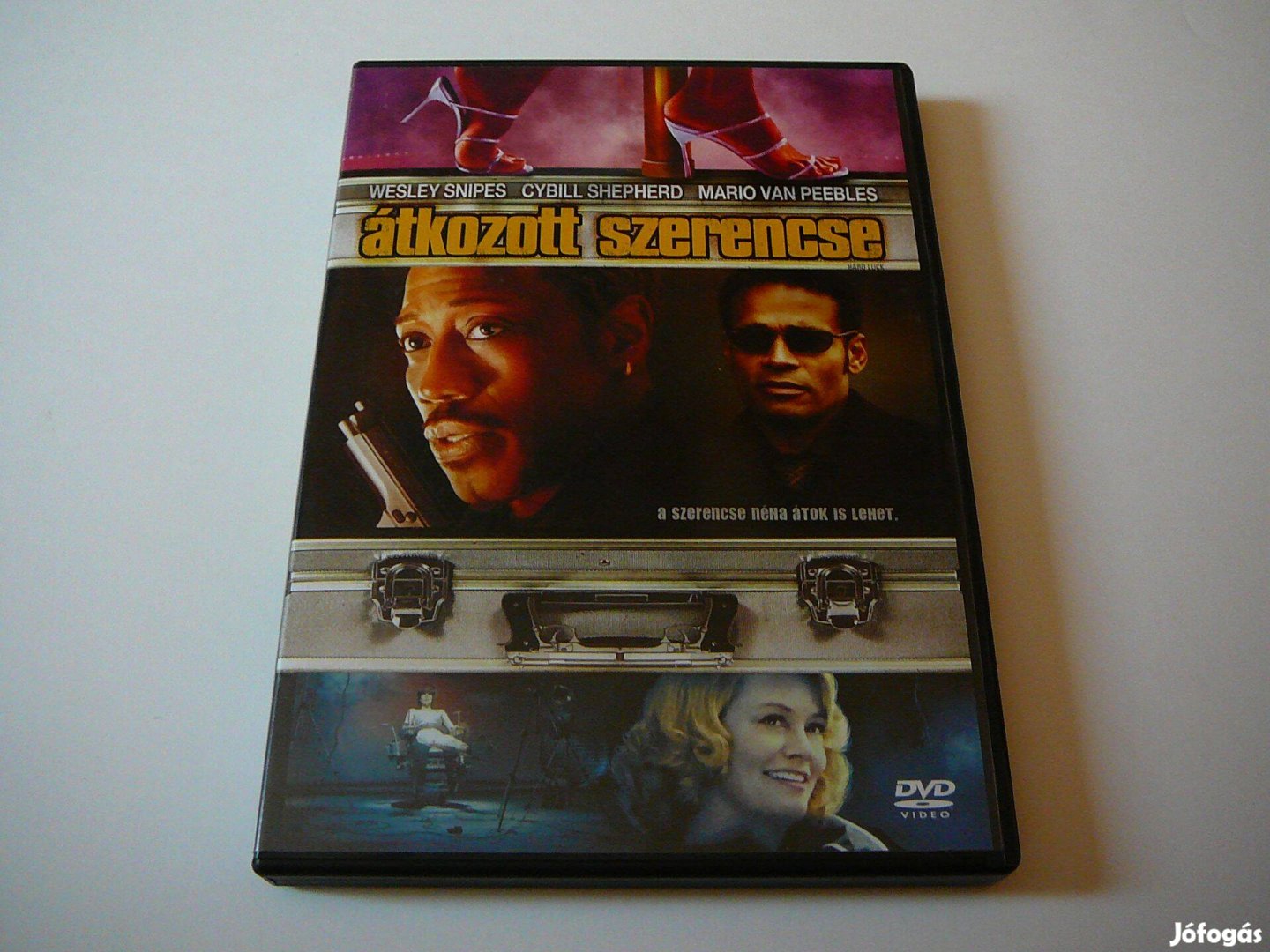 Átkozott szerencse DVD Film - Szinkronos!