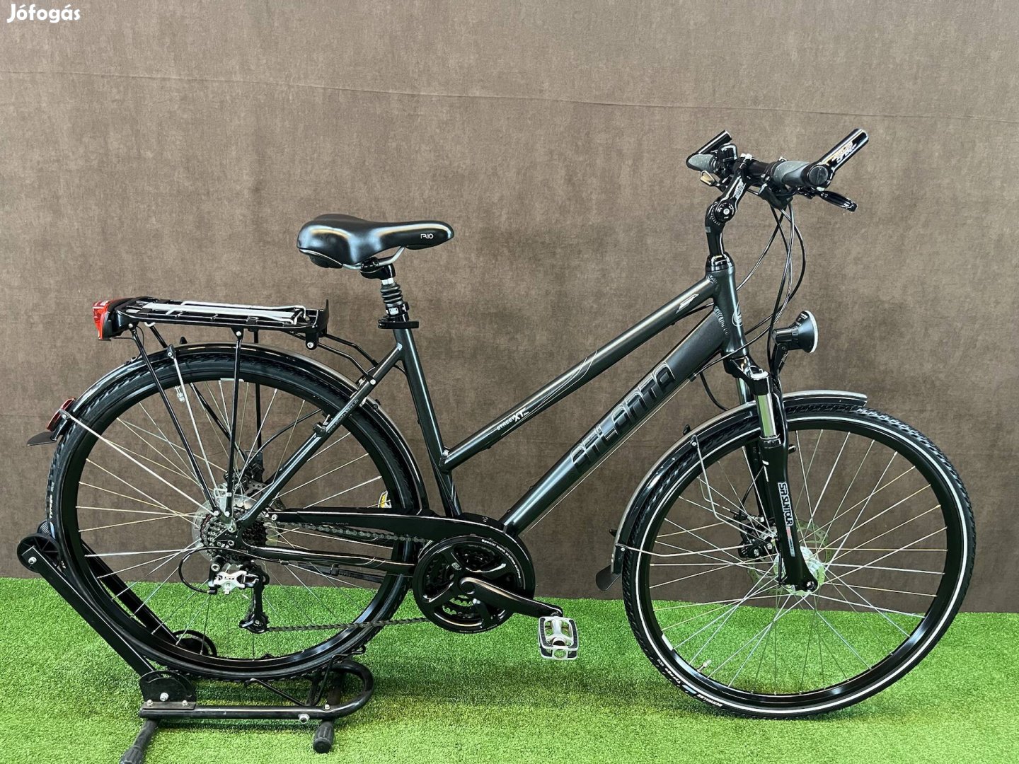 Atlanta Trekking Kerékpár! 53cm! 28"! Shimano Deore XT! Agydinamó!