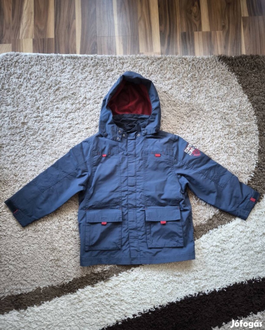 Átmeneti gyerek kabát 128-as méret.