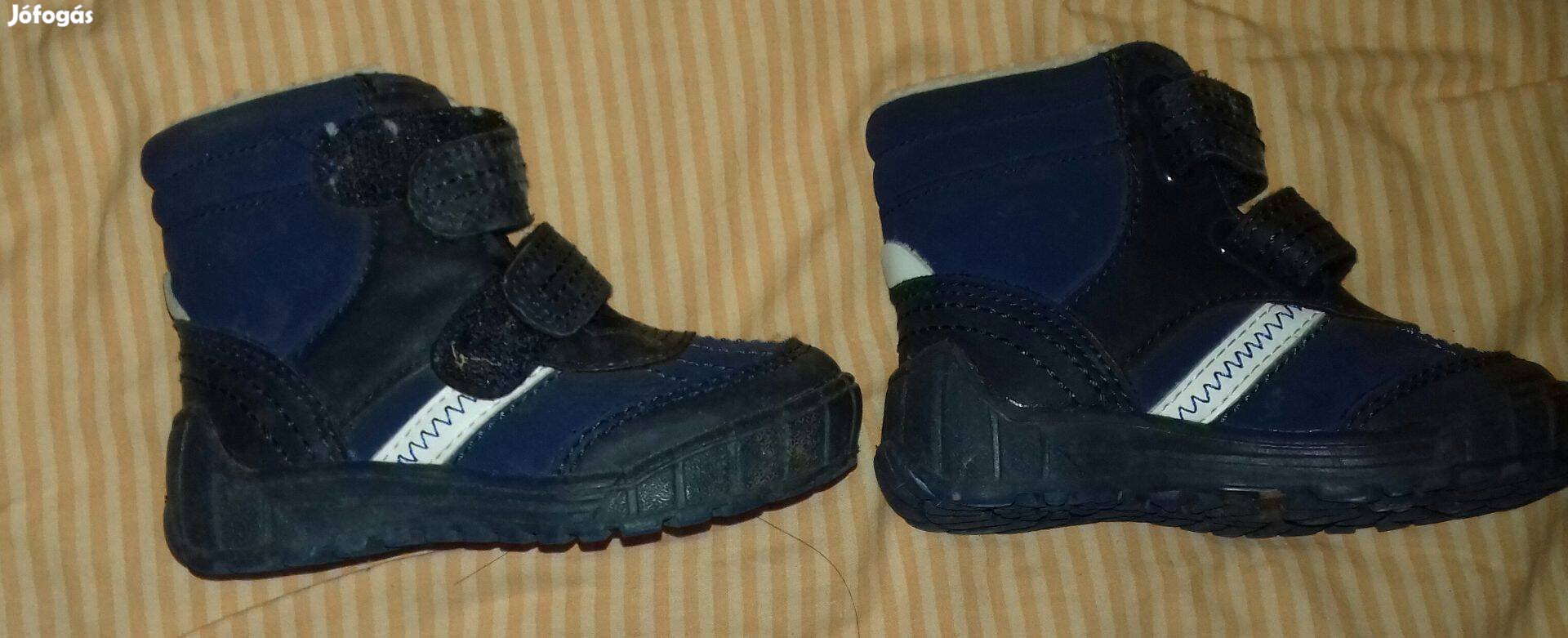 Átmeneti tépőzáras, magasszárú cipő, FF, 22-es