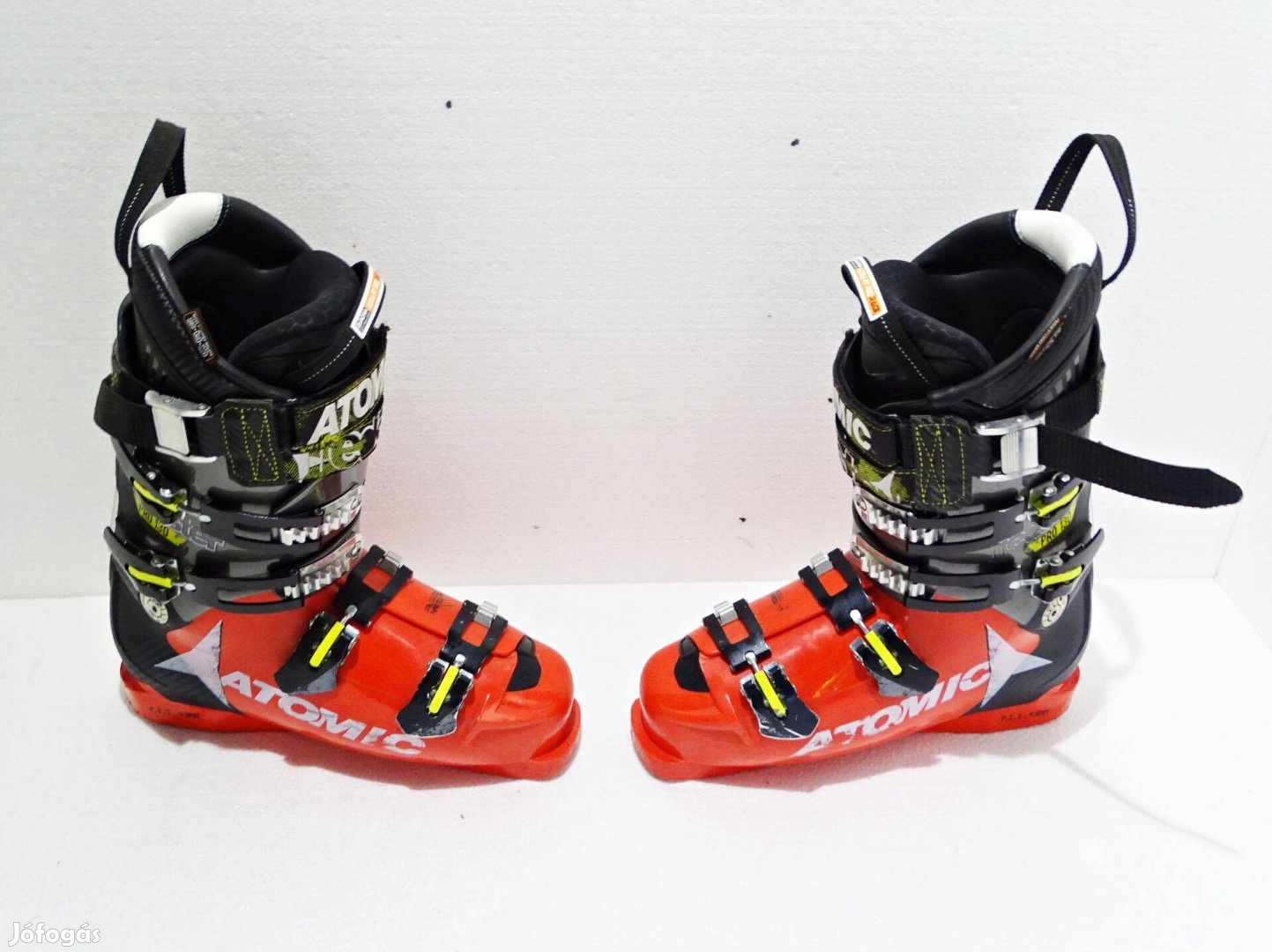 Atomic Redster Pro130 síbakancs sícipő 325 mm
