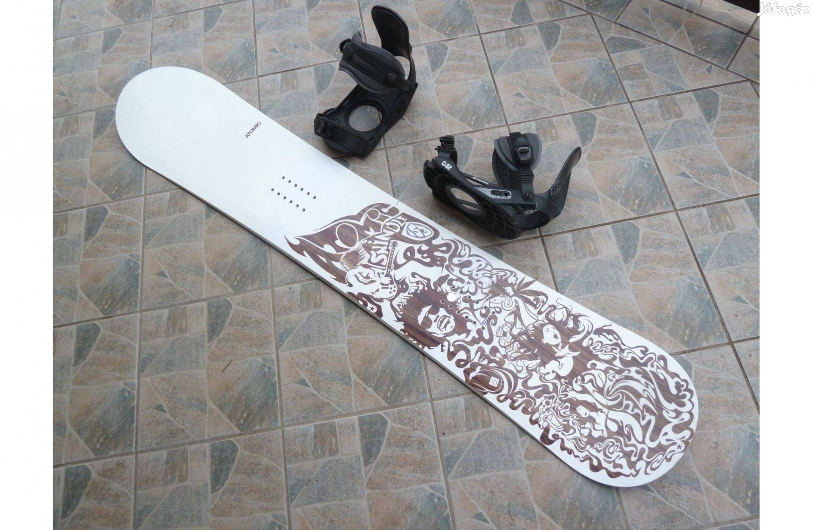 Atomic Swinndle snowboard lap ,kötés karc mentes állapotban élezve,v