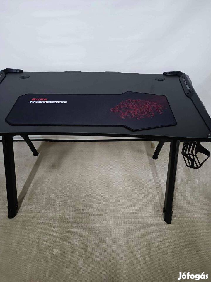 Auag 47" Gaming stílusú asztali számítógép