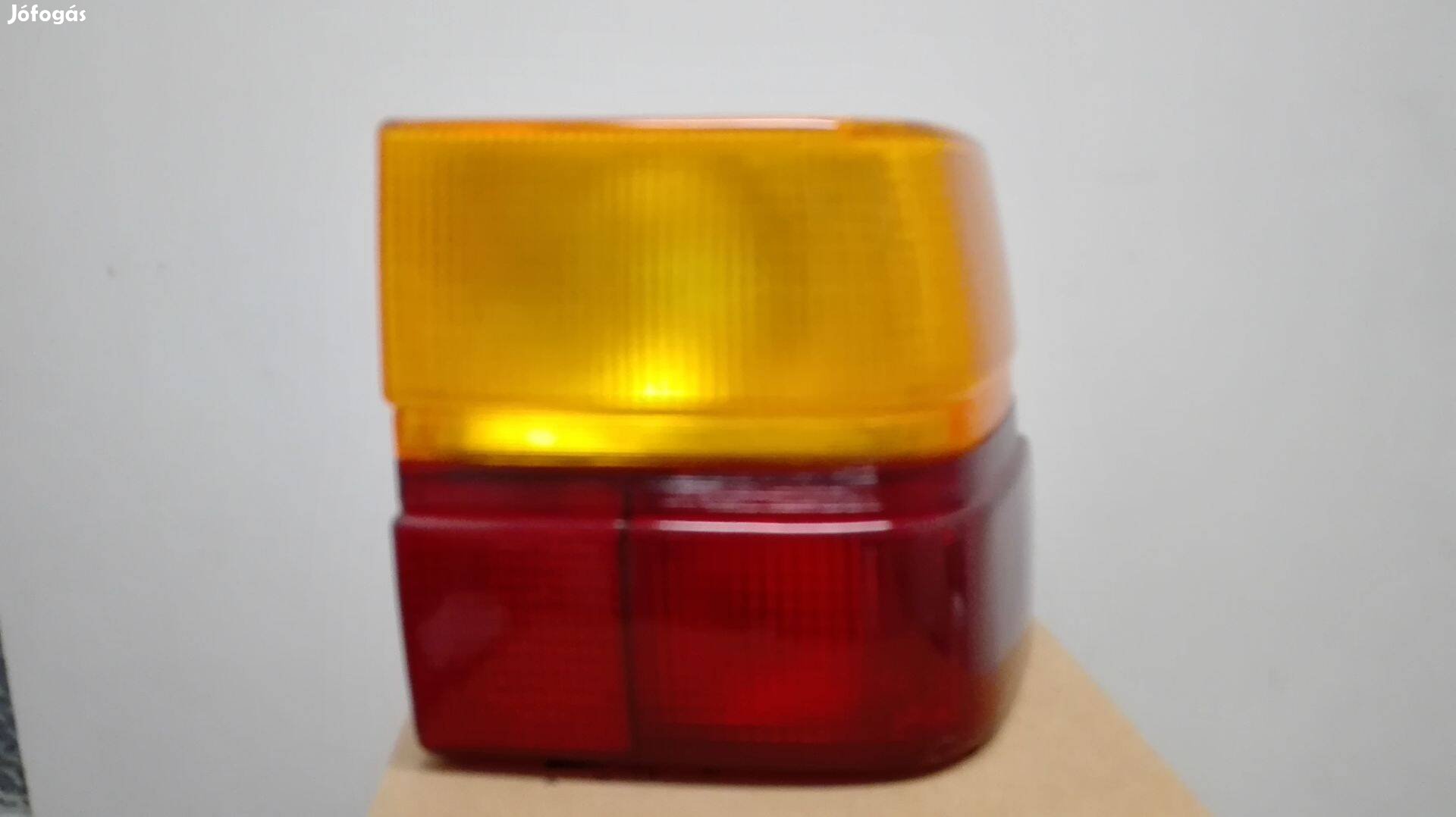 Audi 100 hátsólámpa jobb (4) külső 1982 -> 1990 (s/p) üres