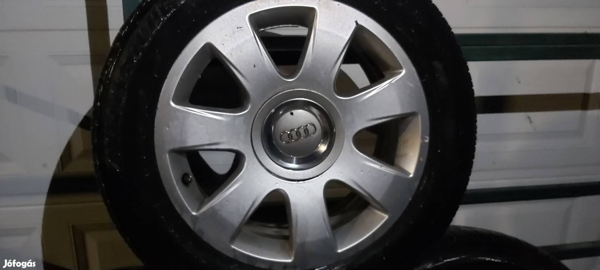 Audi 16" 5x112 gyári alufelni garnitúra nyári gumikkal