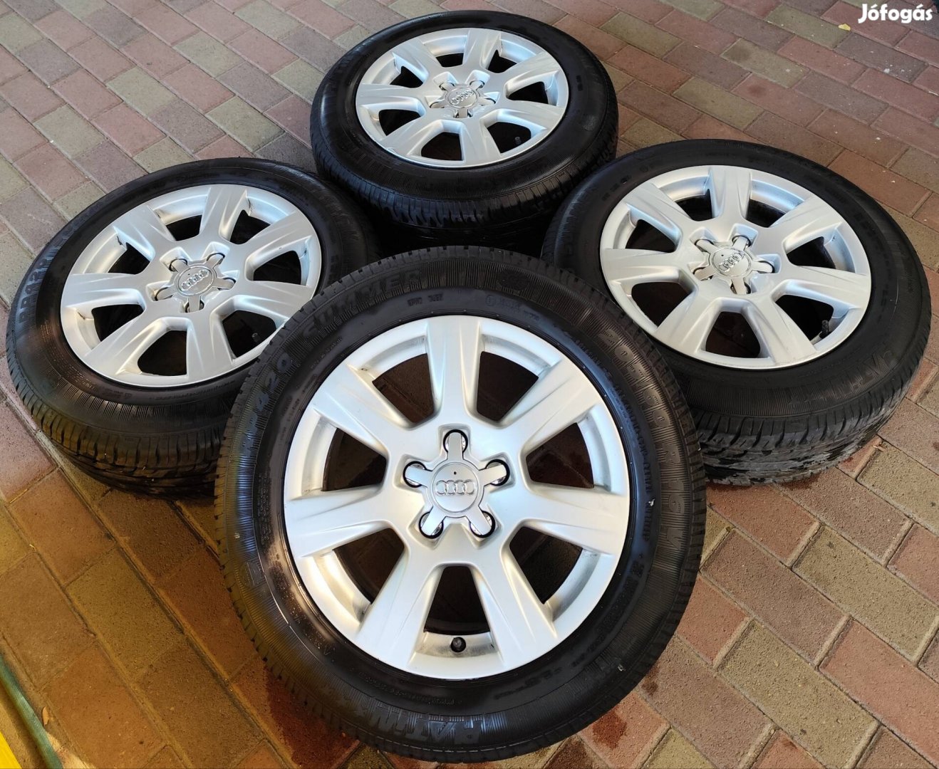 Audi 16 collos 5x112 alufelni nyári gumival 