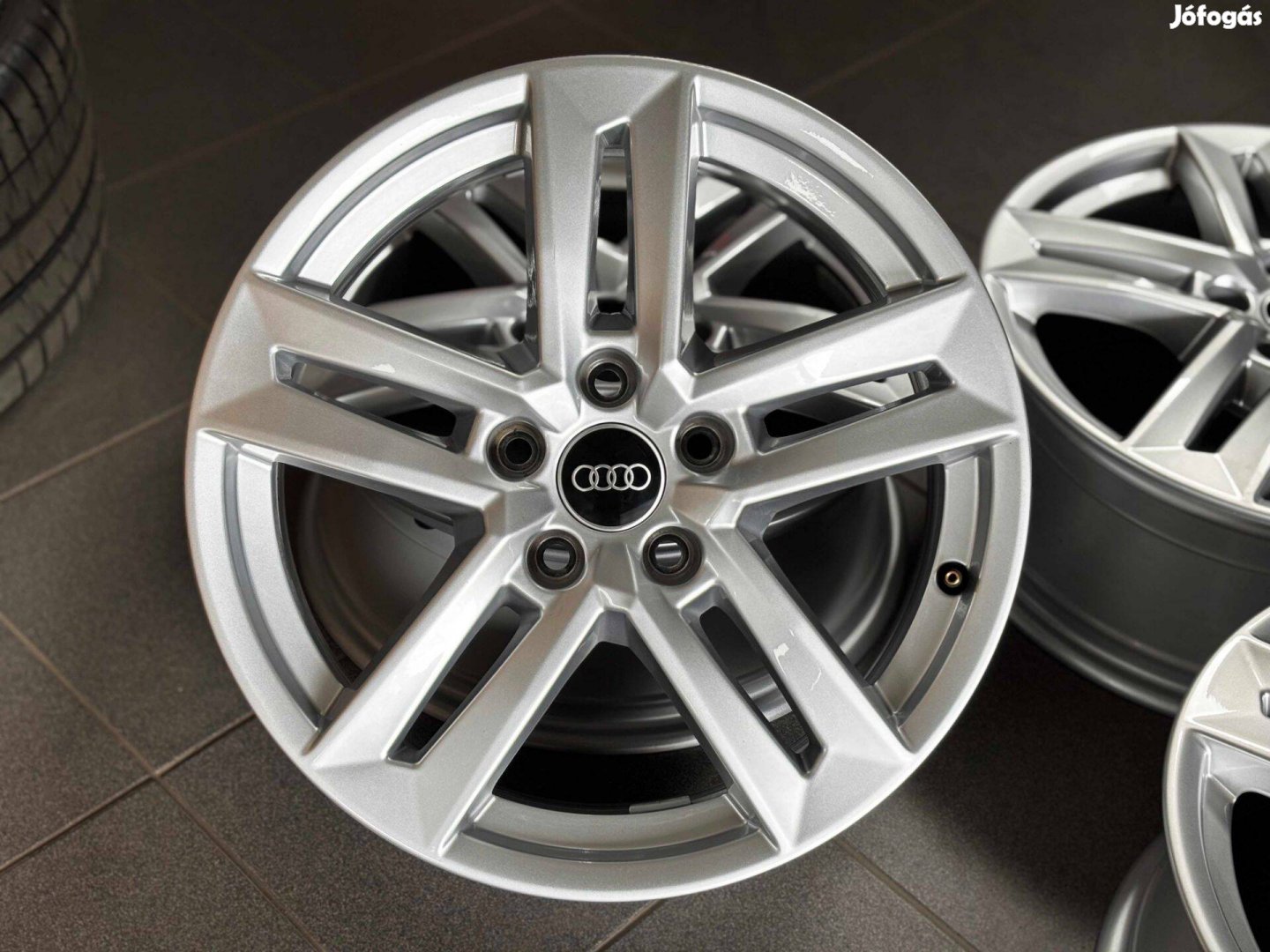 Audi 17 5x112 A4 B9 gyári alufelni eladó 17 coll A3 A6