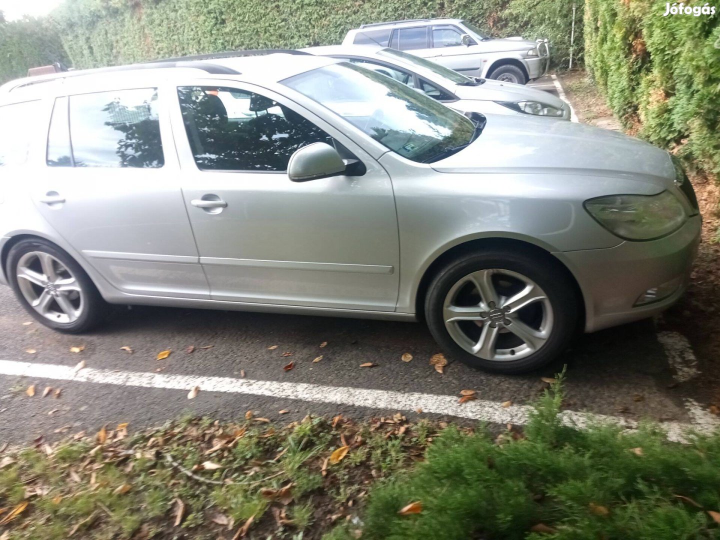 Audi 17es alufelni garnitúra 225/50r17 újszerű gumikkal eladó!