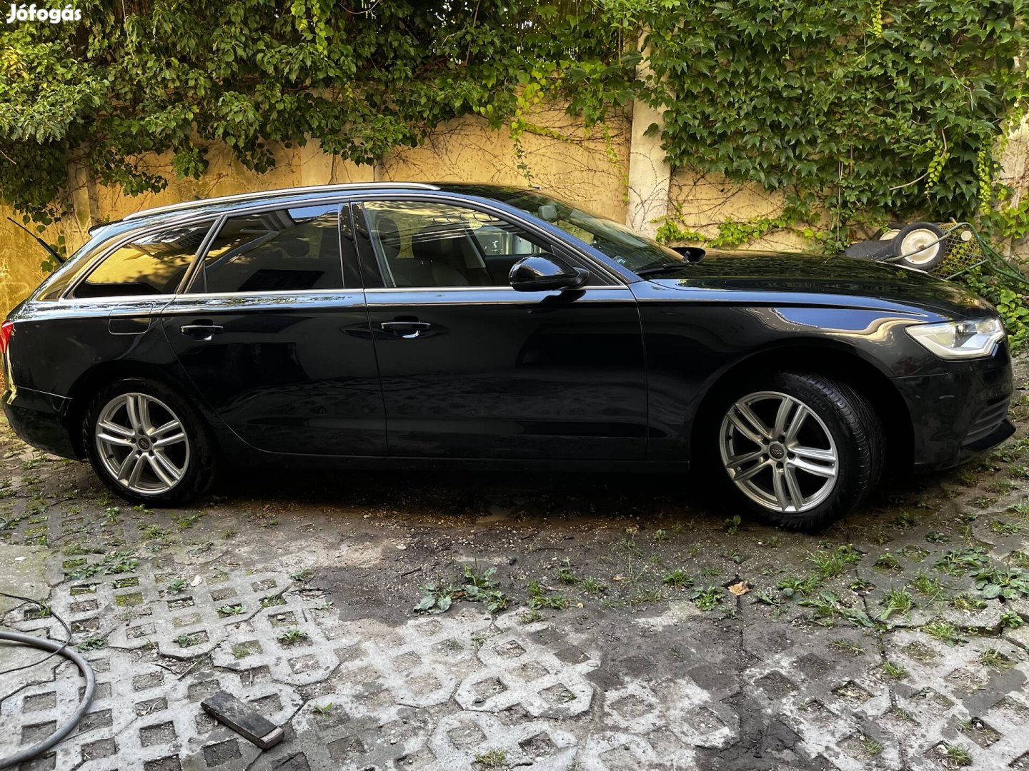 Audi 18 as alufelni nyom jó állapotú nyári gumi  245/45/18