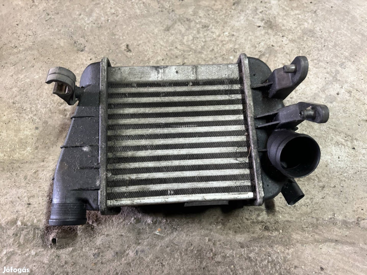 Audi 2.7 TDI bal cooler hűtő intercooler