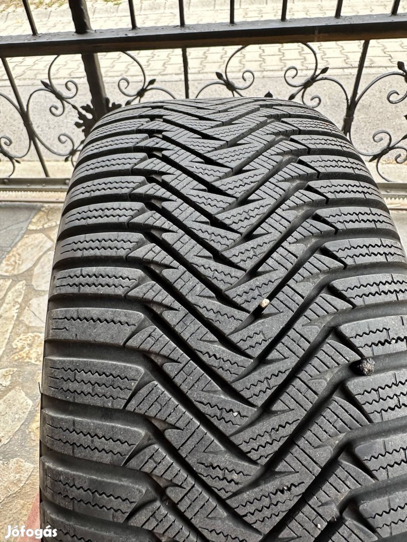 Audi 4f alufelni 245/40/r18 méretű téligumival