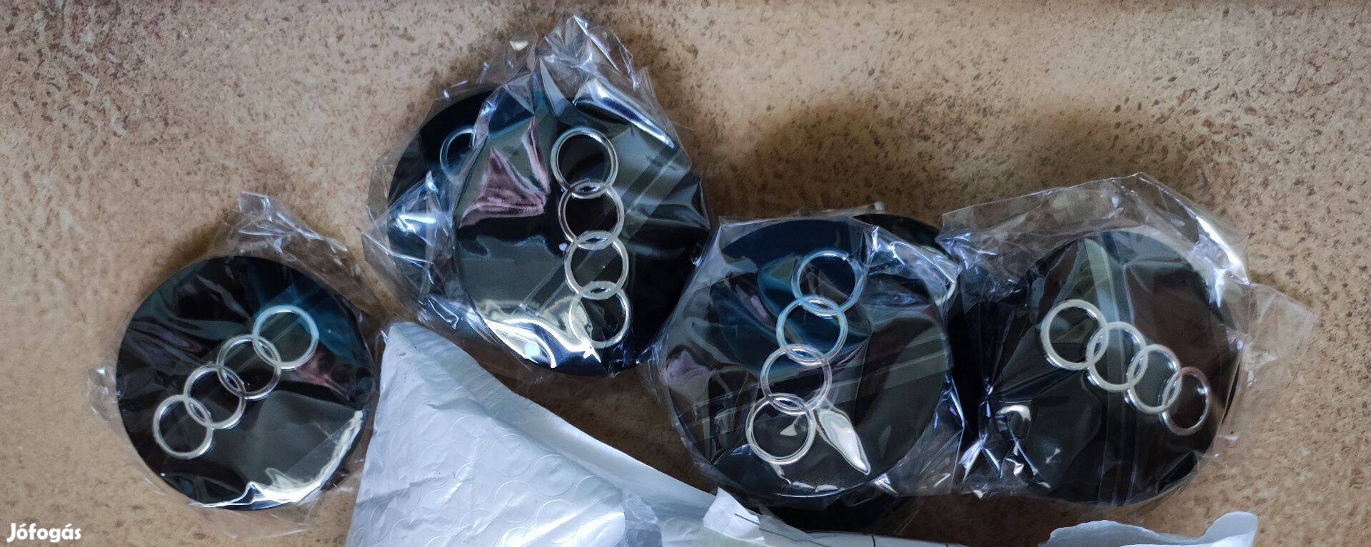 Audi 60 mm új felni kupak (felni közép) készlet