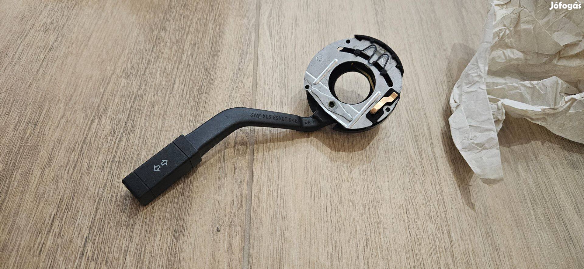 Audi 8090 100200 C3 gyári Új indexkar bajuszkapcsoló