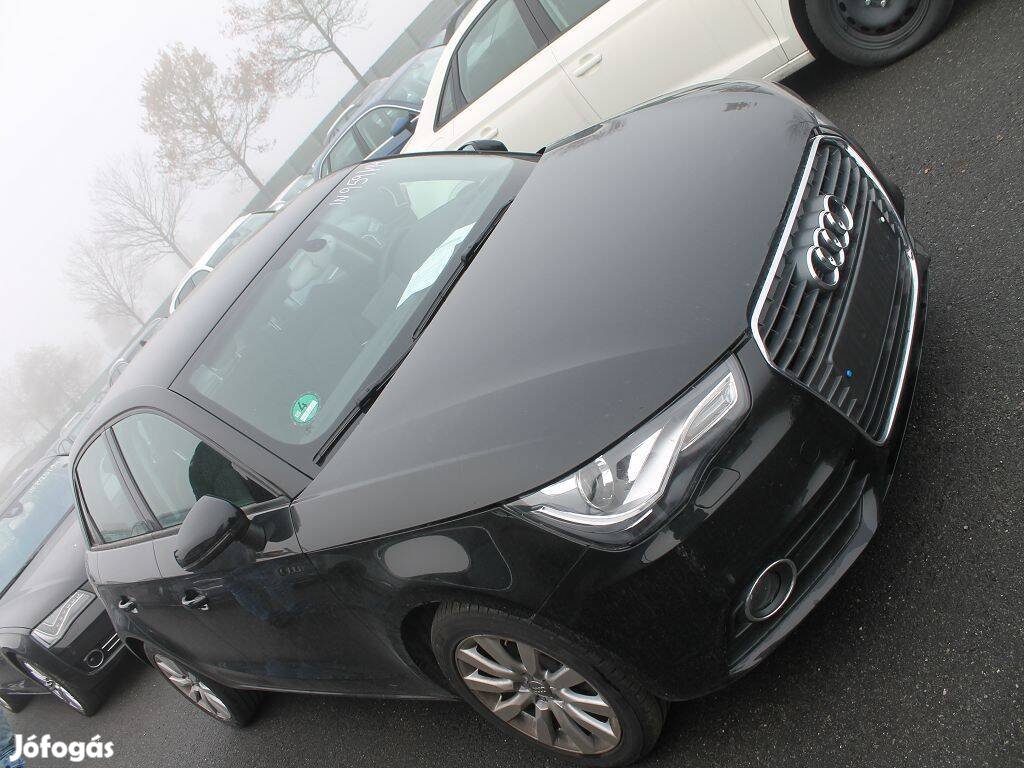 Audi A1 2010-18 bontott alkatrészek 8X