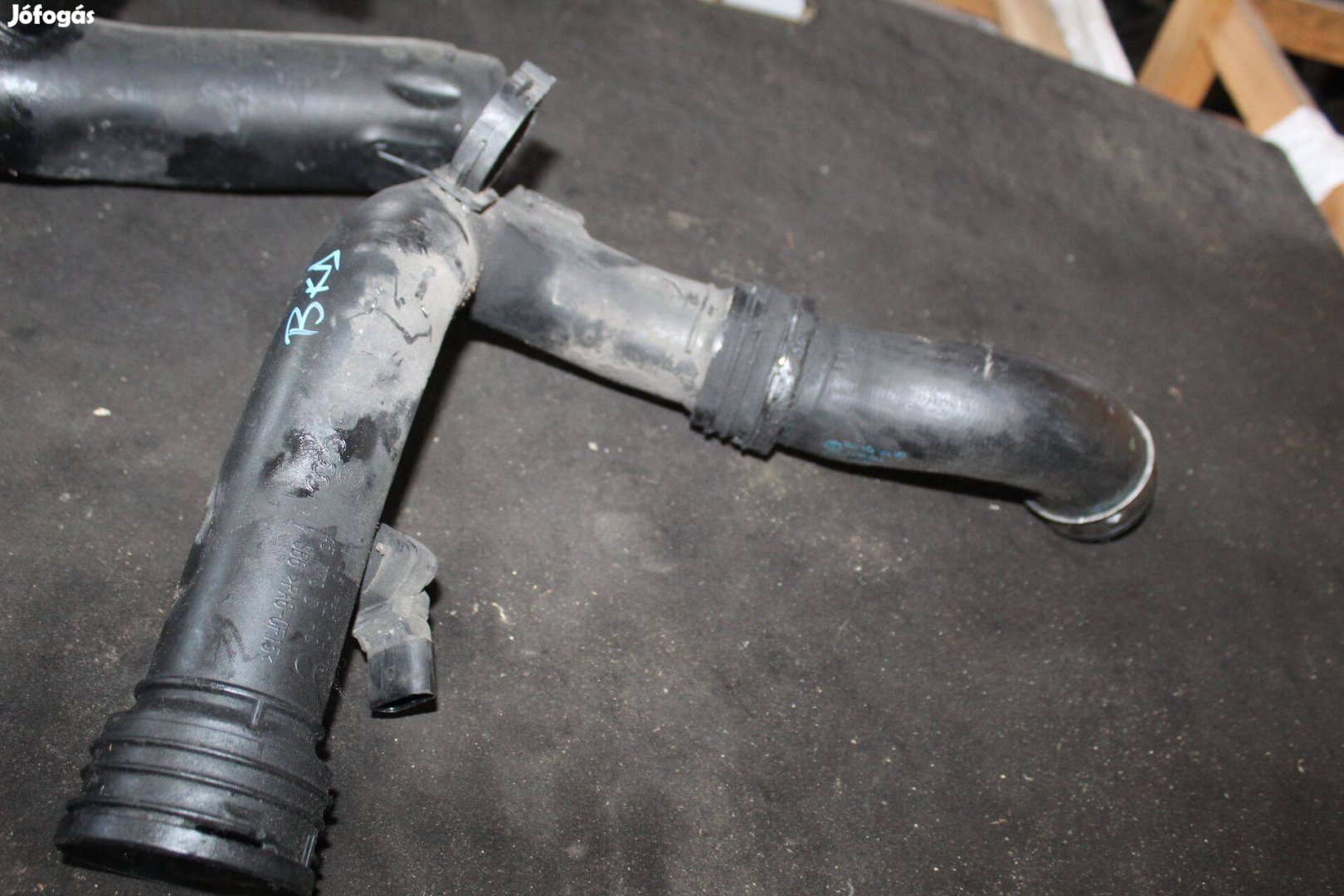Audi A3 2.0TDI Bkd 2003-2012 turbócső 1K0145762Ad