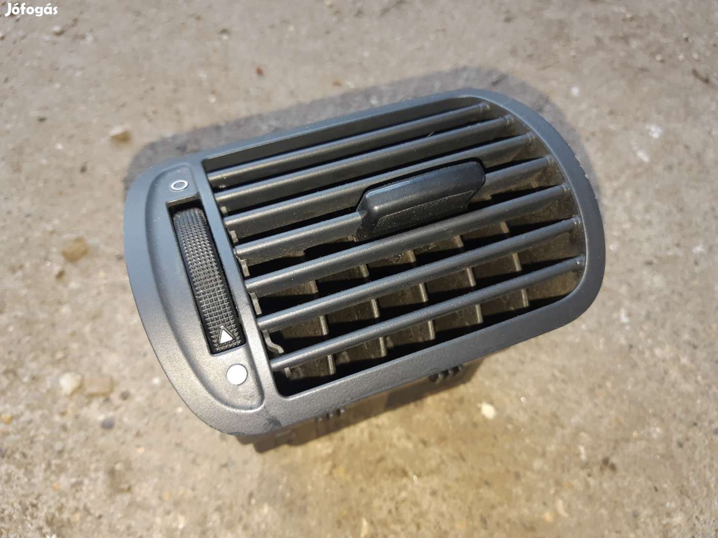 Audi A3 8L Bal Első Szellőző