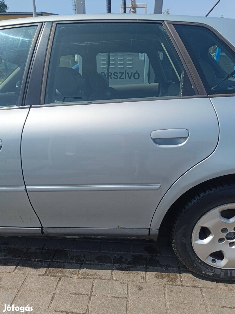 Audi A3 8L Facelift 5 ajtós, ajtó, ajtók. LY7R