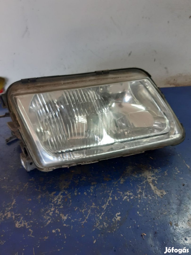 Audi A3 8L Jobb Első Lámpa Fényszóró