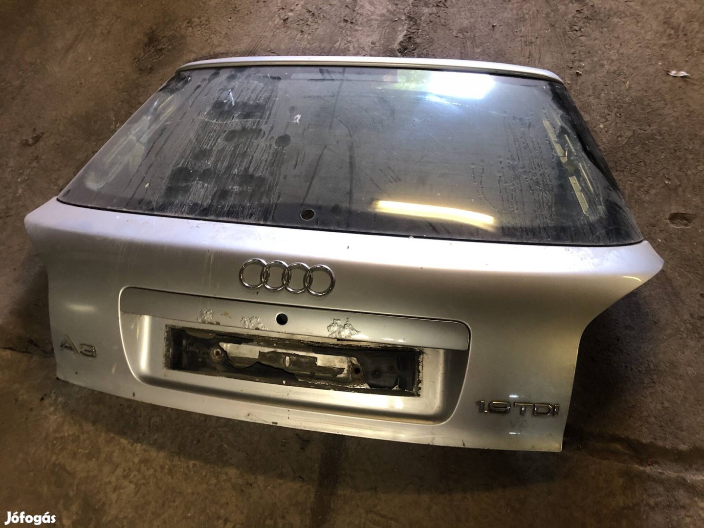 Audi A3 8L csomagtér ajtó ezüst 