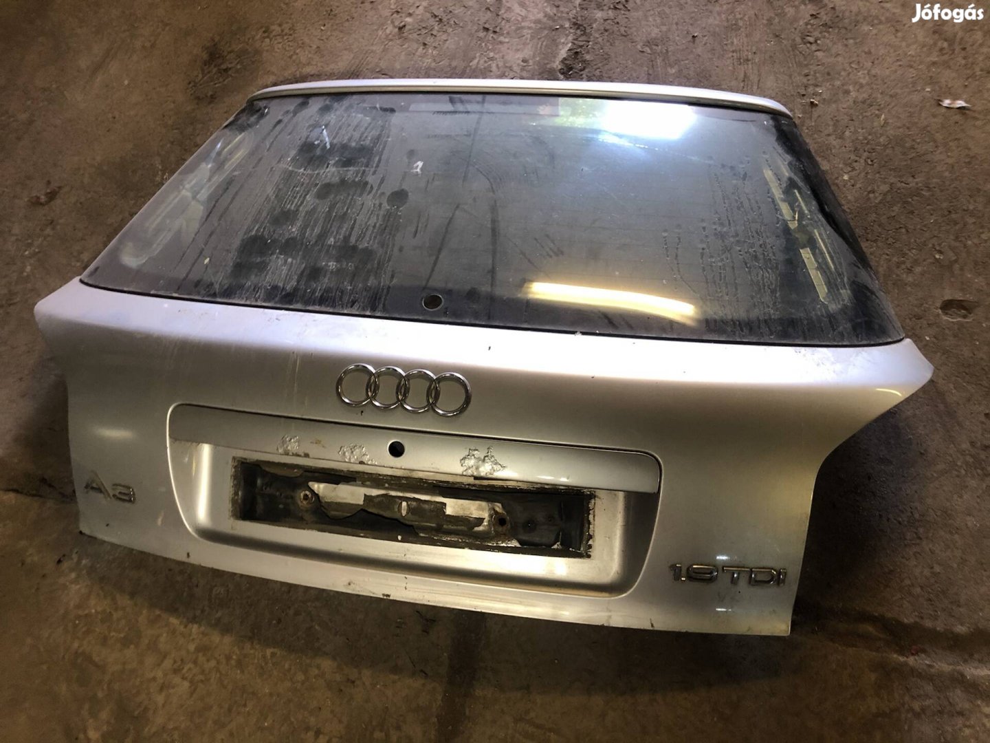 Audi A3 8L csomagtér ajtó ezüst 