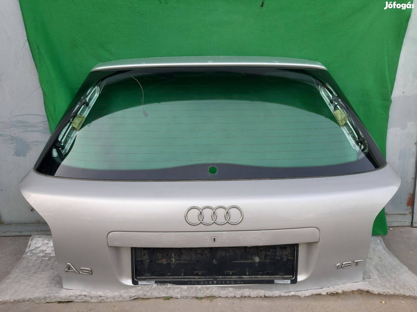 Audi A3 8L facelift csomagtér ajtó rozsdamentes állapotban