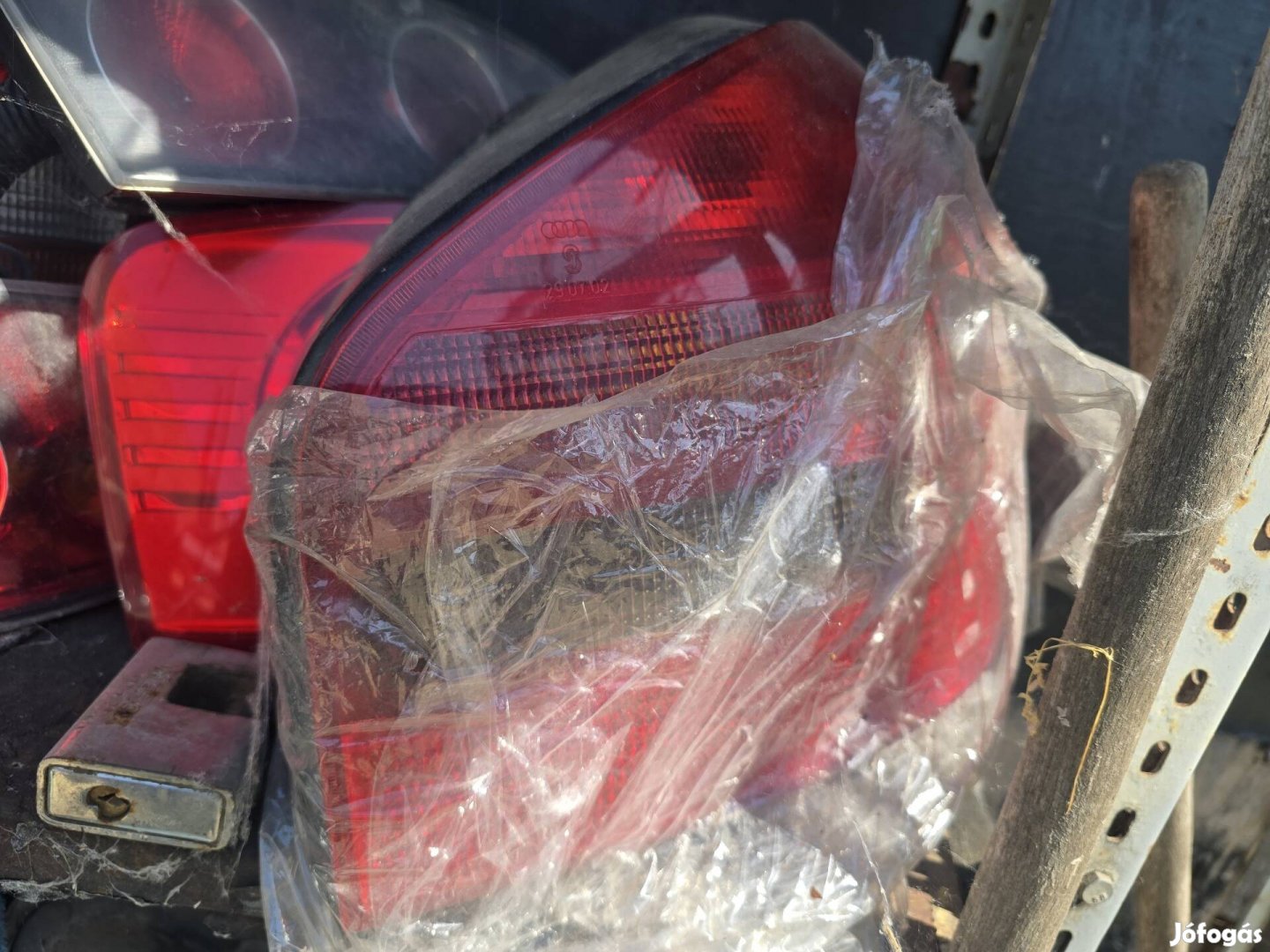 Audi A3 8L hátsó lámpa 