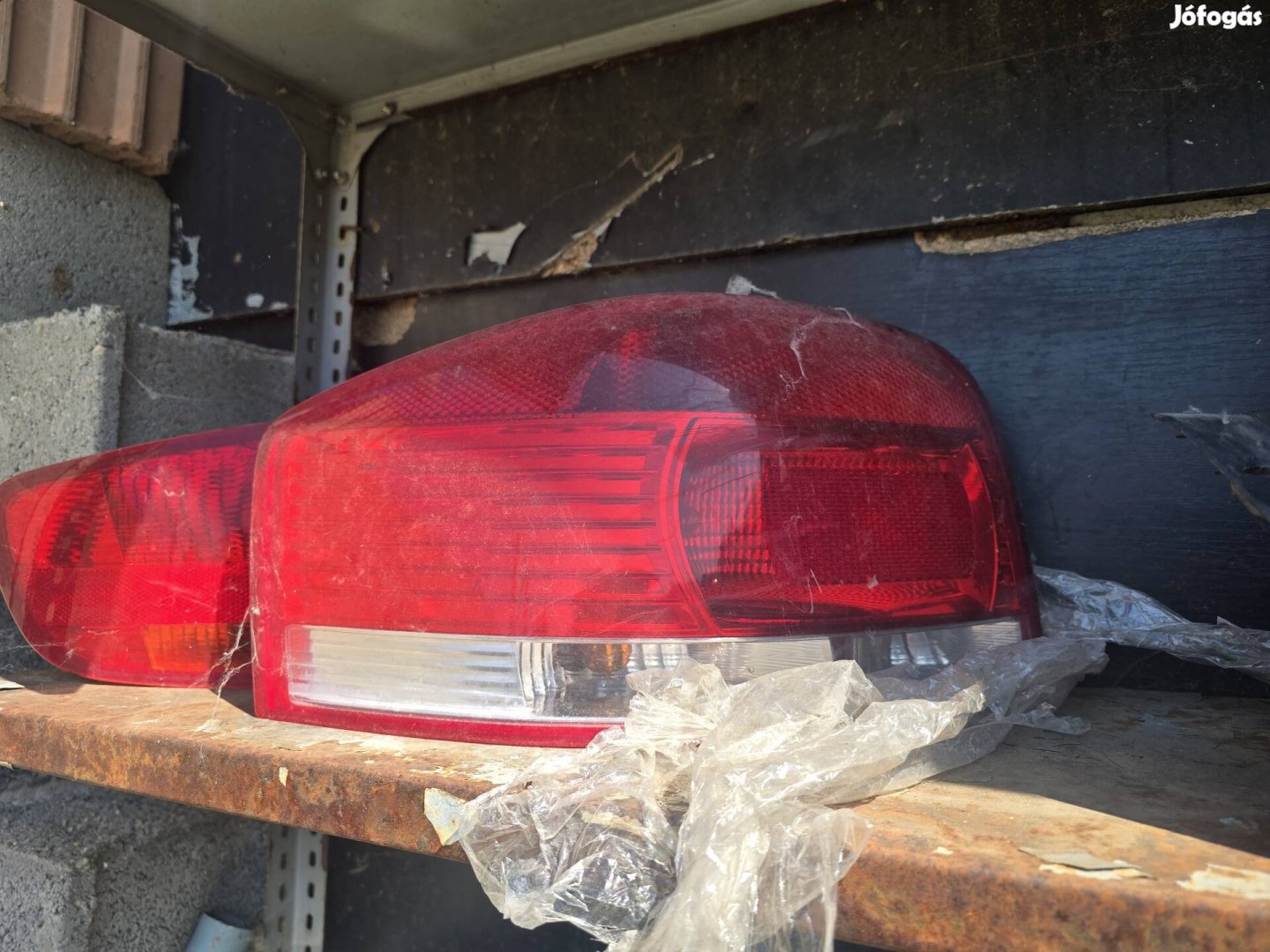 Audi A3 8P3 bal hátsó lámpa 