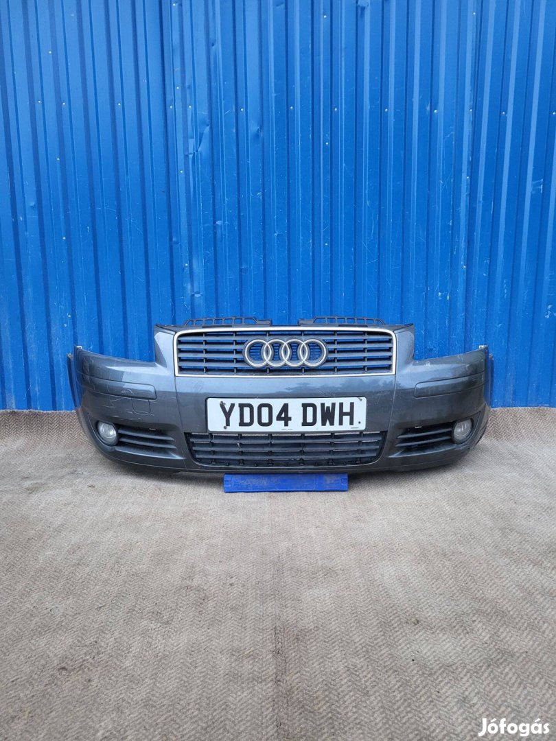 Audi A3 8P 2002- gyári 8P3807437 első lökhárító grafit
