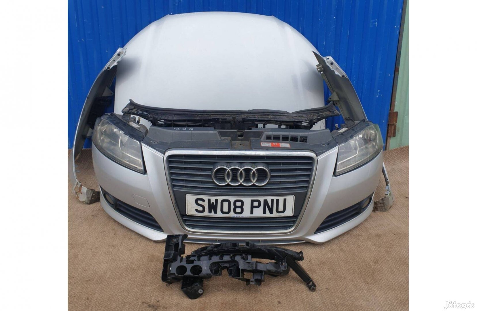 Audi A3 8P 2008-12 gyári 8P0807437H első lökhárító