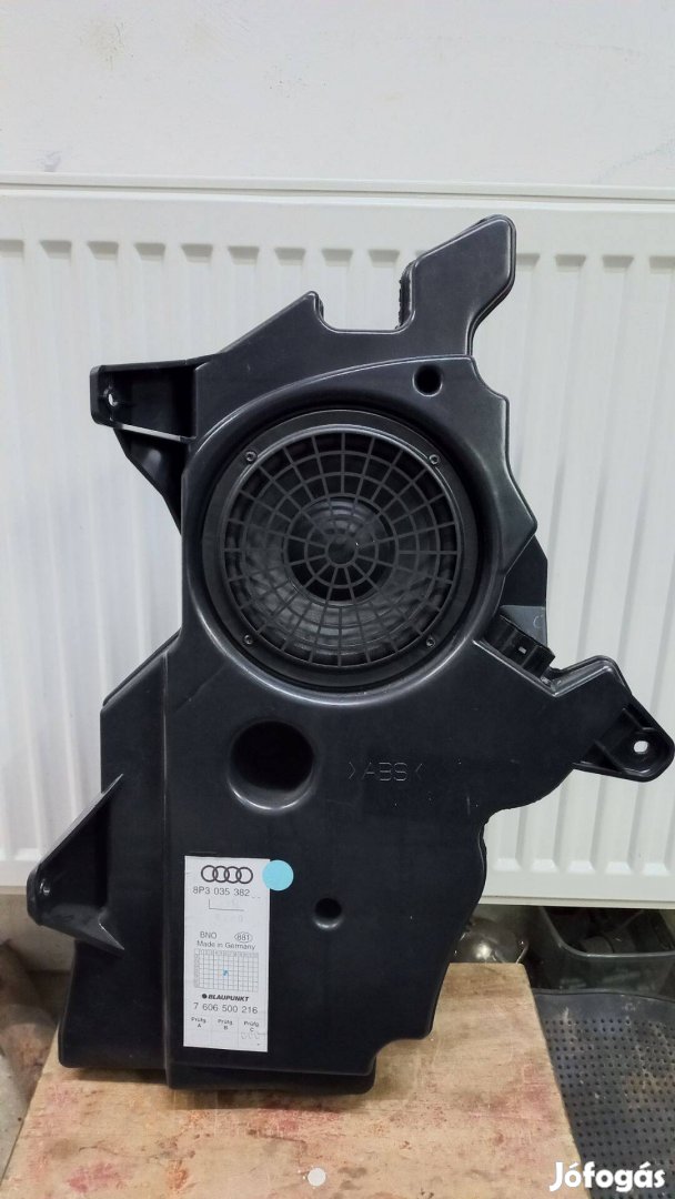 Audi A3 8P Blaupunkt mélyláda és hangszóró