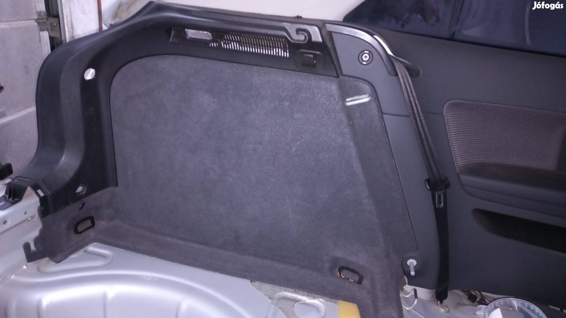 Audi A3 8P bal oldali csomagtér kárpit
