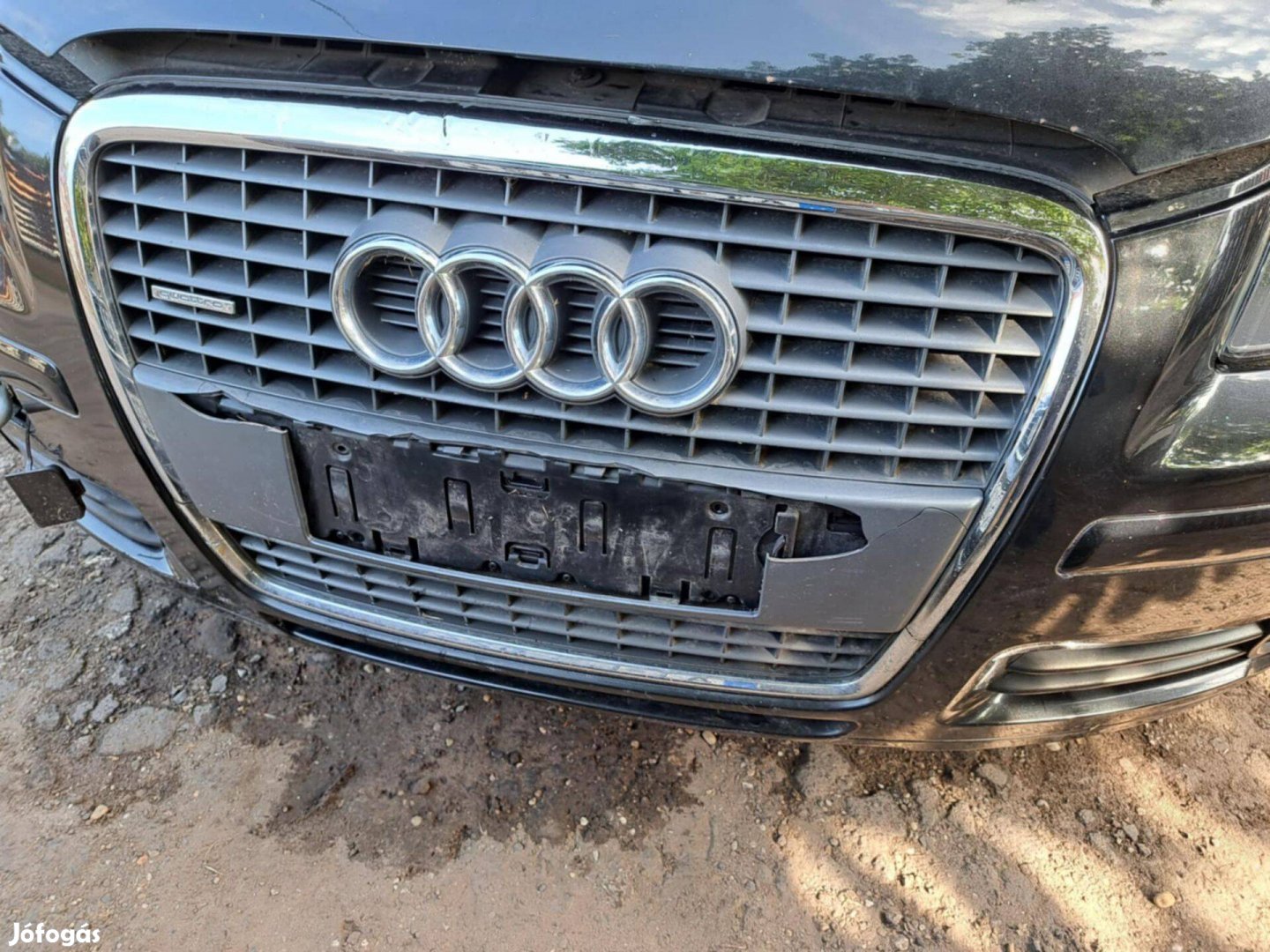 Audi A3 8P első lökhárító