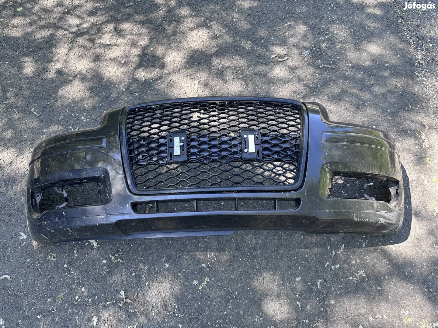 Audi A3 8P első lökhárító