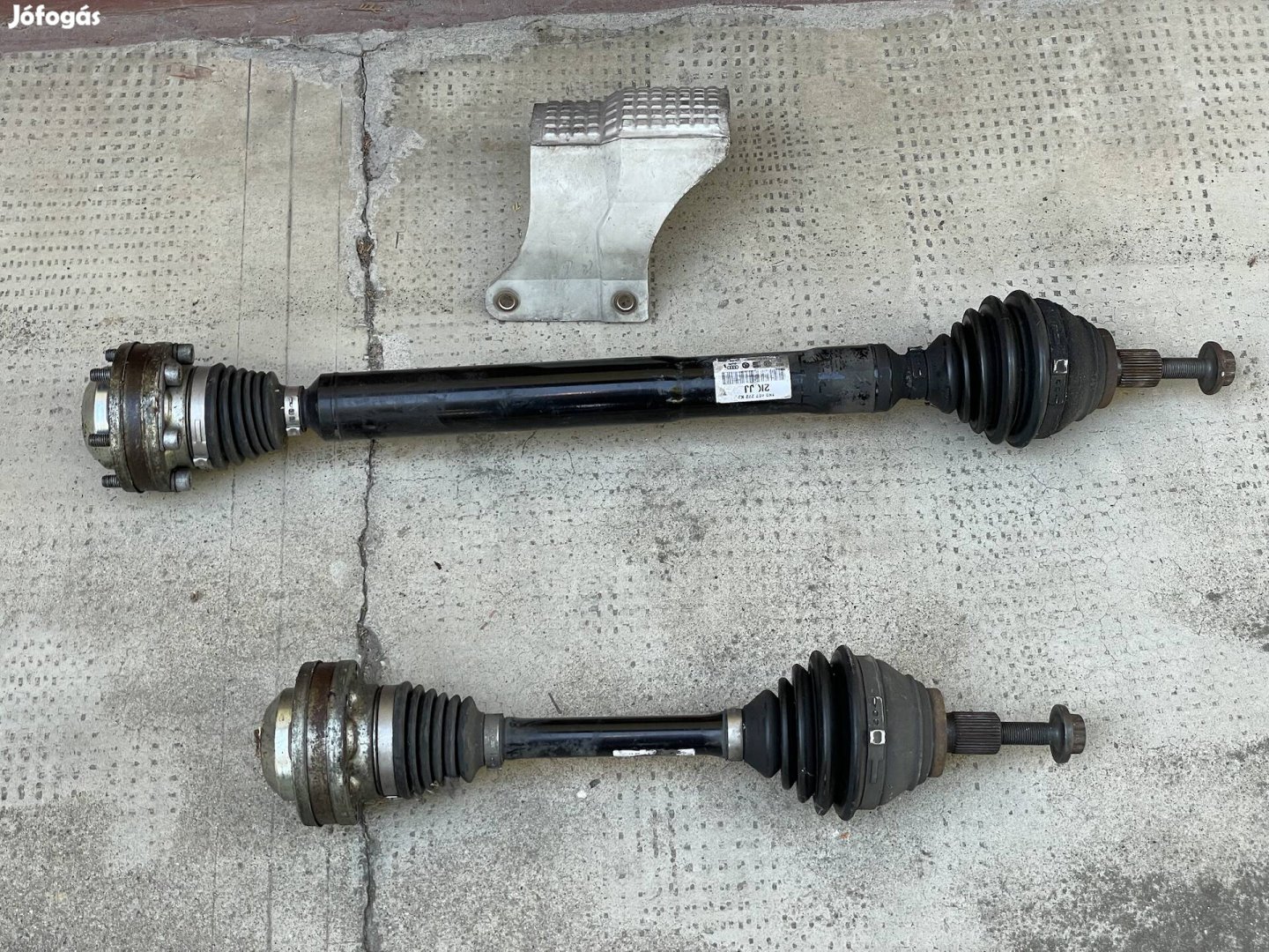 Audi A3 8P féltengely bal-jobb