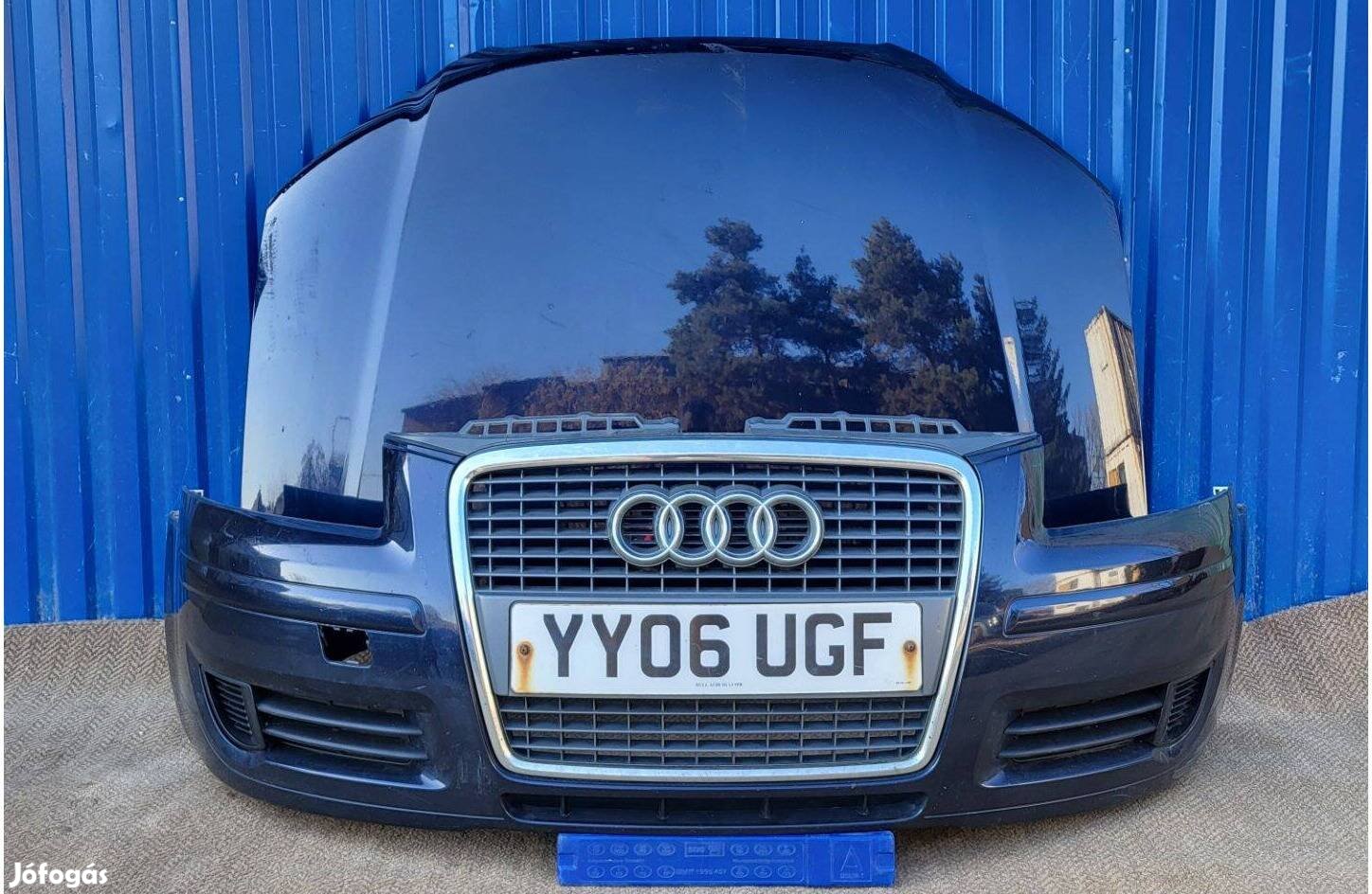 Audi A3 8P gyári motorháztető 2004-08 sötétkék